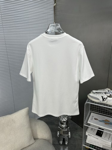 送料込 2025 シャネル 新作 半袖Tシャツ スーパーコピー 2色