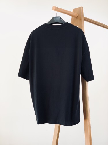 超希少！2025 セリーヌ 新作 半袖Tシャツ スーパーコピー