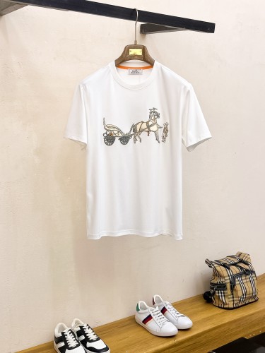 一目惚れ♪ 2025 エルメス 新作 半袖Tシャツ コピー