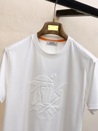 【大特価】 2025 エルメス 新作 半袖Tシャツ スーパーコピー