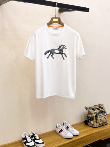 送料込 2025 エルメス 新作 半袖Tシャツ コピー