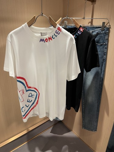 注目アイテム♡ 2025 モンクレール 新作 半袖Tシャツ コピー
