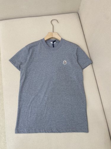 最安値挑戦 2025 モンクレール 新作 半袖Tシャツ 偽物