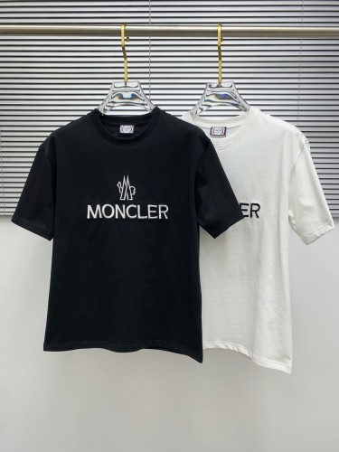 送料込 2025 モンクレール 新作 半袖Tシャツ コピー