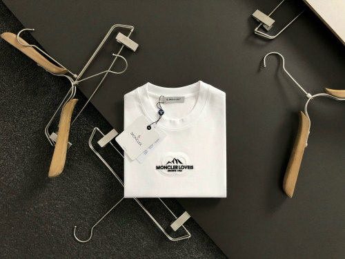 高品質♪♪♪ 2025 モンクレール 新作 半袖Tシャツ スーパーコピー