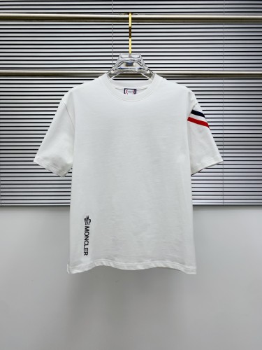 定番人気！2025 モンクレール 新作 半袖Tシャツ 偽物