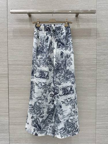 使い勝手良し 2025 ディオール 新作 セットアップ 偽物