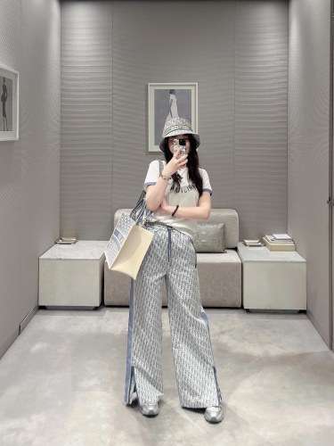 絶対欲しい！2025 ディオール 新作 カジュアルパンツ 偽物