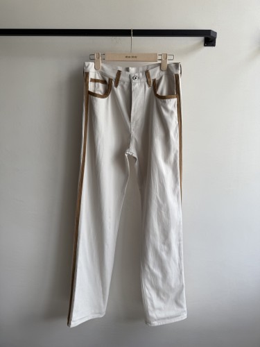 入手困難！2025 ミュウミュウ 新作 ジーンズ 偽物