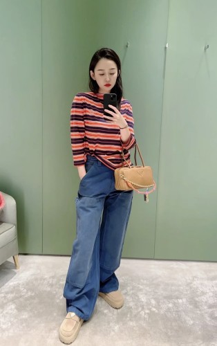 日本未入荷 2025 プラダ 新作 ニット 偽物