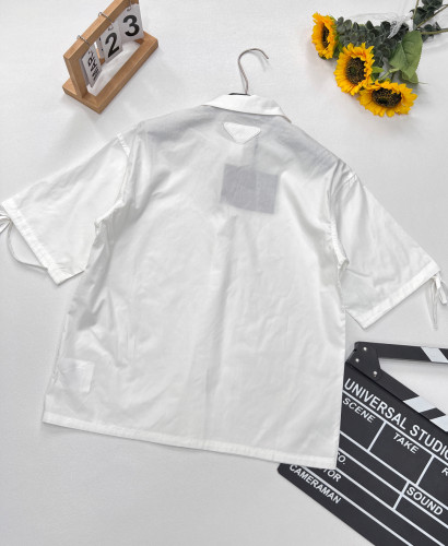 争奪戦 2025 プラダ 新作 半袖Tシャツ 偽物