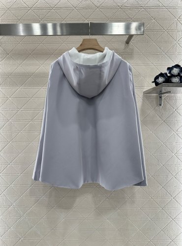 激安価格！2025 ロエベ 新作 セットアップ コピー