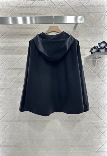 【即発】★ 2025 ロエベ 新作 セットアップ 偽物