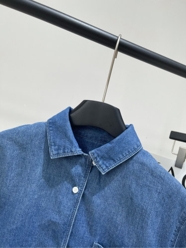 【大特価】2025 ロエベ 新作 半袖Tシャツ スーパーコピー