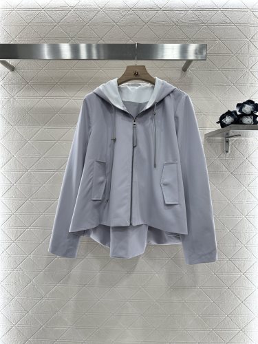 激安価格！2025 ロエベ 新作 セットアップ コピー