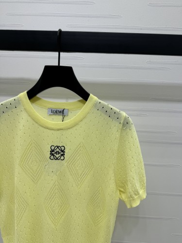 肌触り最高な 2025 ロエベ 新作 半袖Tシャツ 偽物