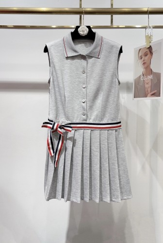 おすすめ 2025 トム·ブラウン 新作 スカート 偽物