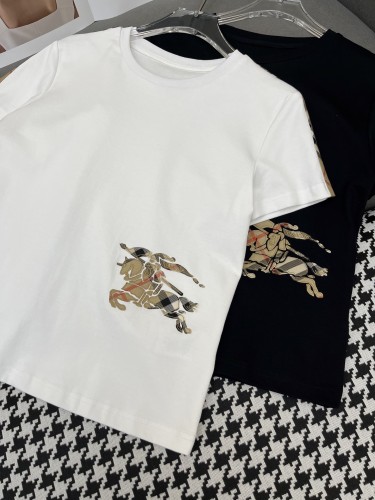 超希少！2025 バーバリー 新作 半袖Tシャツ スーパーコピー 2色