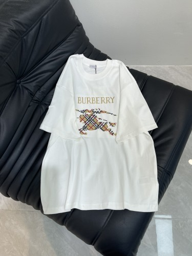 ☆超人気☆ 2025 バーバリー 新作 半袖Tシャツ コピー 2色