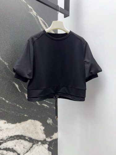 人気爆発☆ 2025 モンクレール 新作 セットアップ 偽物