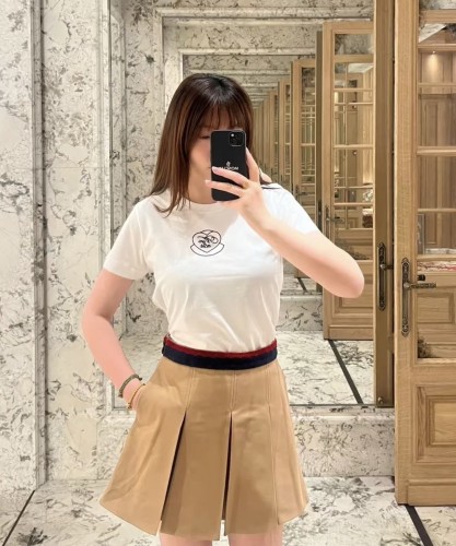 超希少！2025 モンクレール 新作 半袖Tシャツ 偽物 3色