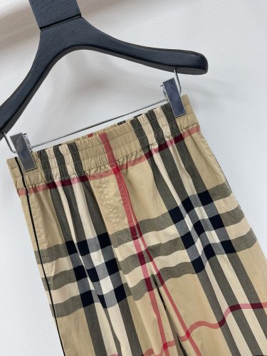 世界中で大人気♪ 2025 バーバリー 新作 カジュアルパンツ コピー