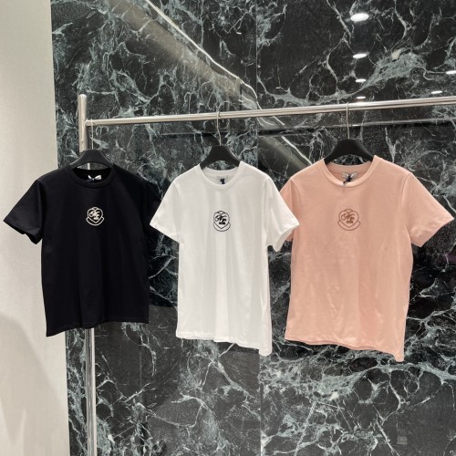 超希少！2025 モンクレール 新作 半袖Tシャツ 偽物 3色