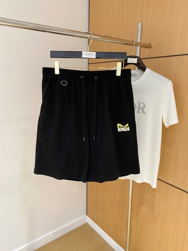 日本未入荷 2025 フェンディ 新作 ショートパンツ コピー