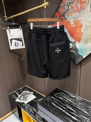 激安価格！2025 フェンディ 新作 ショートパンツ コピー