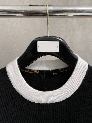 絶対欲しい！2025 フェンディ 新作 ニット スーパーコピー