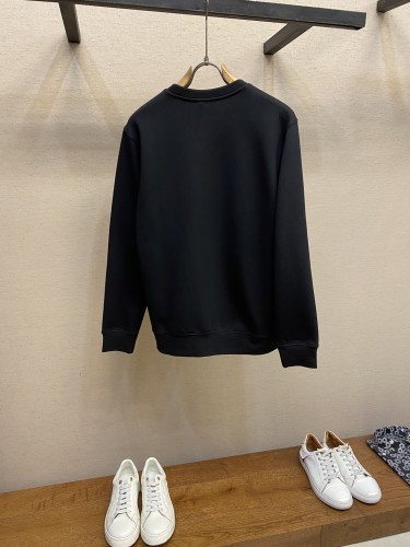 肌触り最高な 2025 フェンディ 新作 パーカー 偽物