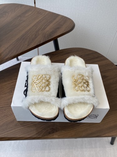 使い勝手良 2026 ロエベ 新作 サンダル-スリッパ コピー