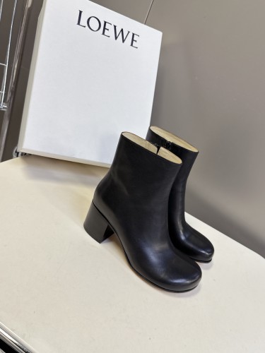 完売必至 2026 ロエベ 新作 ブーツ コピー