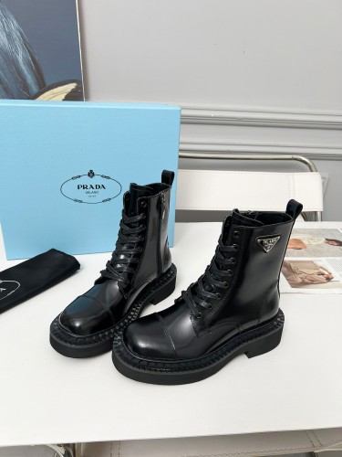 即発送！2026 プラダ 新作 ブーツ コピー