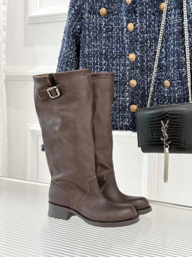 注目度抜群！2026 プラダ 新作 ブーツ スーパーコピー