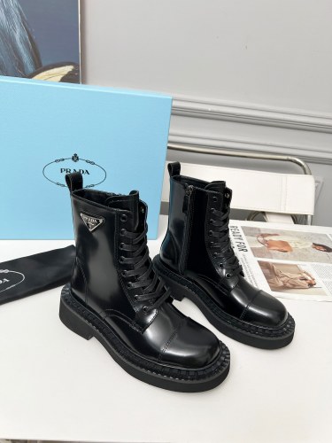 即発送！2026 プラダ 新作 ブーツ コピー