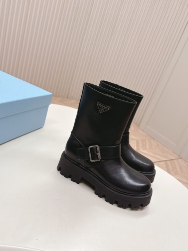 お洒落 2026 プラダ 新作 ブーツ コピー
