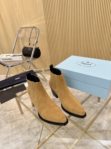 人気No1 2026 プラダ 新作 ブーツ 偽物