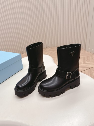お洒落 2026 プラダ 新作 ブーツ コピー