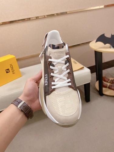 超希少！2026 フェンディ 新作 スニーカー 偽物