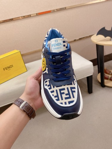 人気爆発☆ 2026 フェンディ 新作 スニーカー コピー