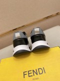 人気急上昇新作 2026 フェンディ 新作 スニーカー スーパーコピー