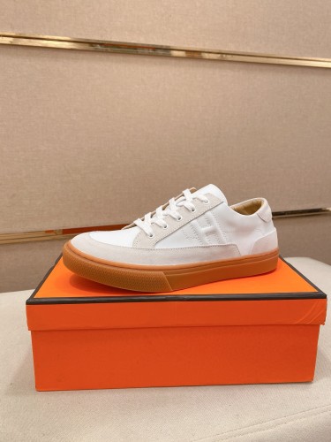 人気急上昇 2026 エルメス 新作 男女兼用 スニーカー 偽物