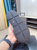 人気急上昇 2026 ヒューゴボス 新作 スニーカー 偽物