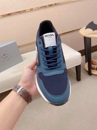 即発送！2026 プラダ 新作 スニーカー 偽物