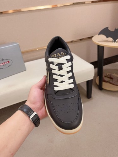 激安価格！2026 プラダ 新作 スニーカー コピー