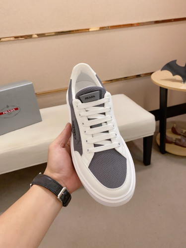 使い勝手良 2026 プラダ 新作 スニーカー コピー