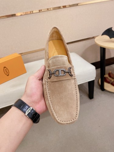 人気急上昇 2026 トッズ 新作 パンプス 偽物