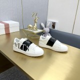 《人気★》2026 ヴァレンティノ 新作 男女兼用 スニーカー 偽物