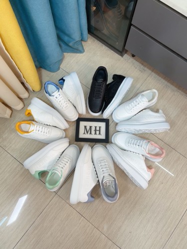 累積売上総額第１位！2026 アレキサンダーマックイーン 新作 男女兼用 スニーカー コピー